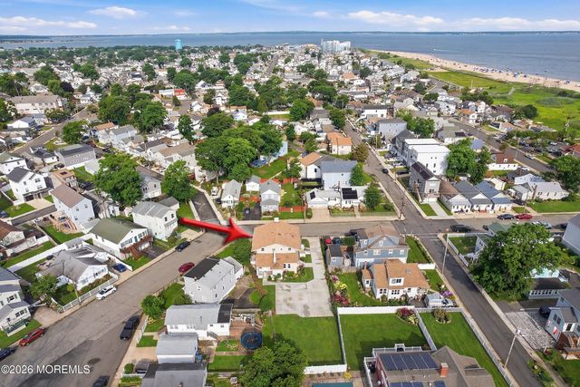 40 Twilight Avenue, Keansburg, NJ 07734