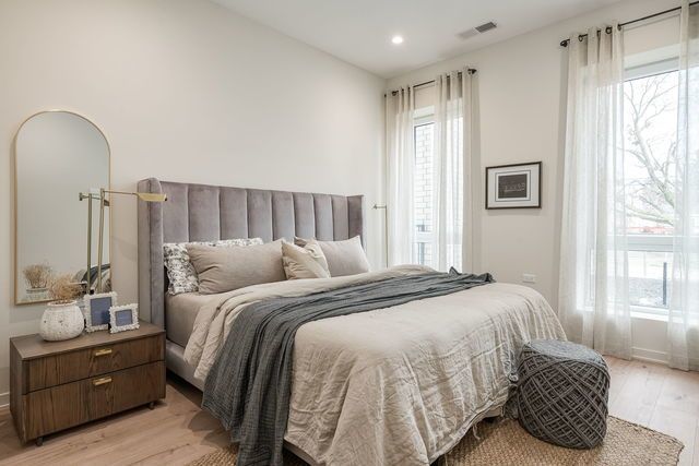 8000 W O'Connor Drive 211, River Grove, IL 60171