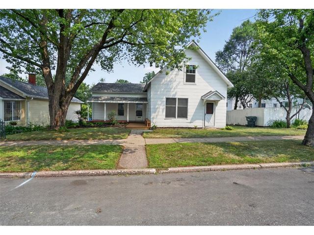 619 Locust Street, Hudson, WI 54016