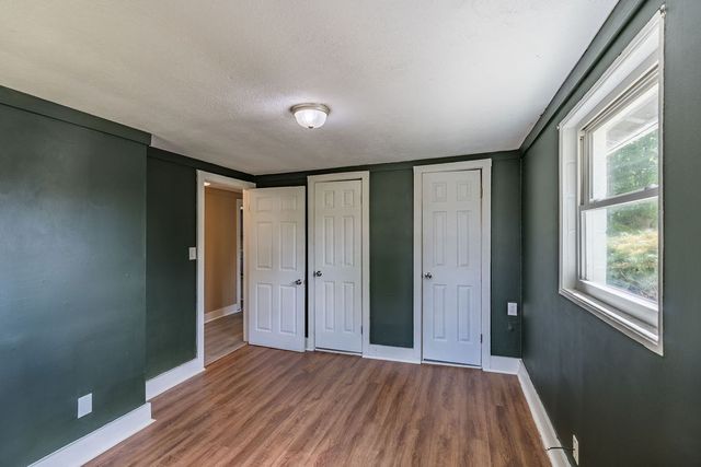 121 Highland School Rd, Hopkinsville, KY 42240