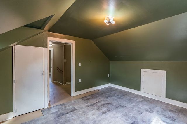 121 Highland School Rd, Hopkinsville, KY 42240