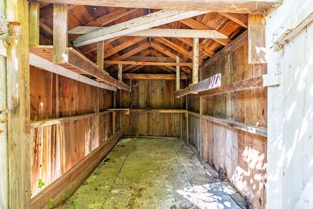 121 Highland School Rd, Hopkinsville, KY 42240