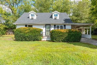 121 Highland School Rd, Hopkinsville, KY 42240