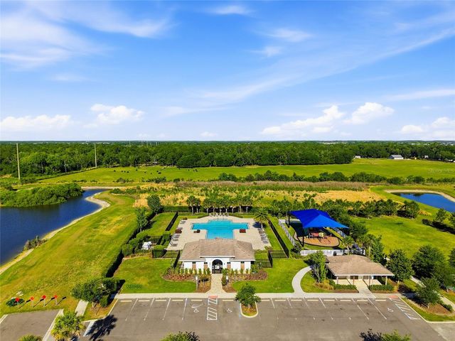 6872 GIDEON CIRCLE, Zephyrhills, FL 33541