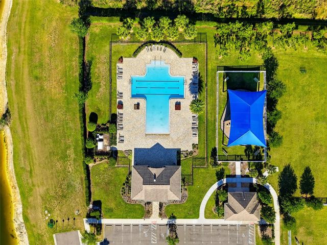 6872 GIDEON CIRCLE, Zephyrhills, FL 33541