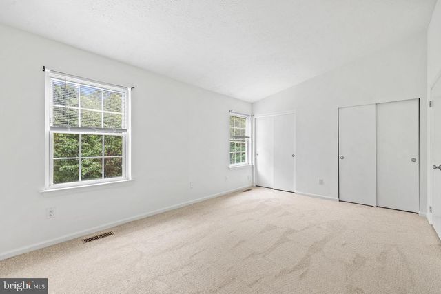 3740 BROOMSEDGE CT, Fairfax, VA 22033