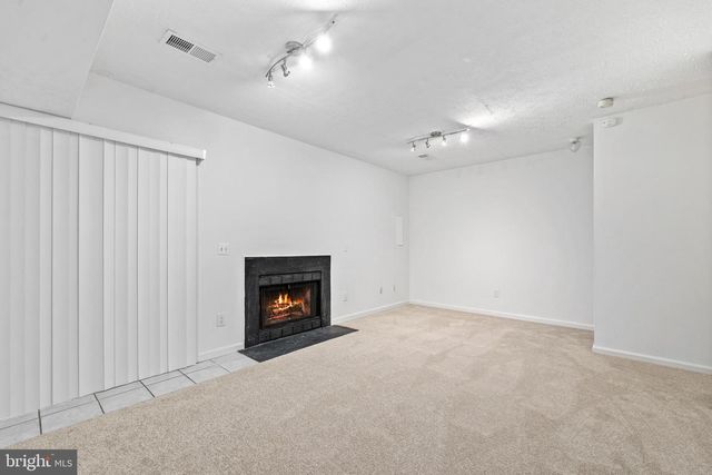 3740 BROOMSEDGE CT, Fairfax, VA 22033