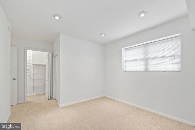 3740 BROOMSEDGE CT, Fairfax, VA 22033