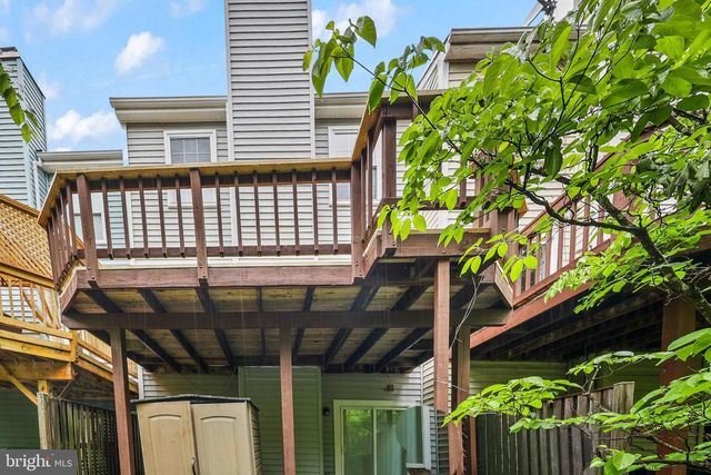 3740 BROOMSEDGE CT, Fairfax, VA 22033