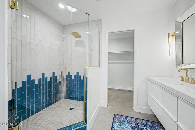 3823 E YALE Street, Phoenix, AZ 85008