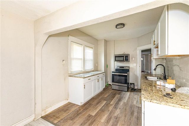 4003 Saint John Avenue, Kansas City, MO 64123