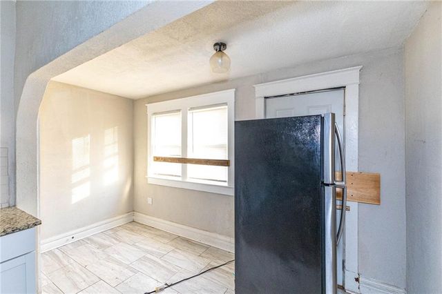 4003 Saint John Avenue, Kansas City, MO 64123