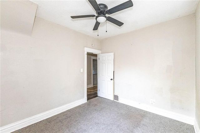 4003 Saint John Avenue, Kansas City, MO 64123