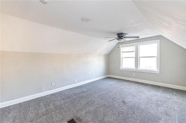 4003 Saint John Avenue, Kansas City, MO 64123