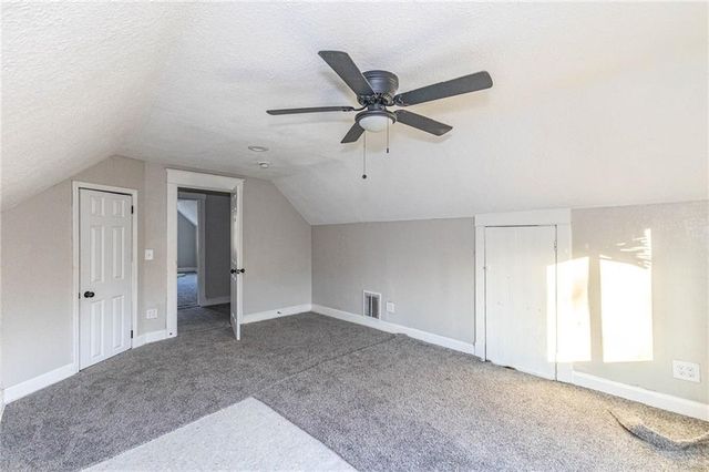 4003 Saint John Avenue, Kansas City, MO 64123