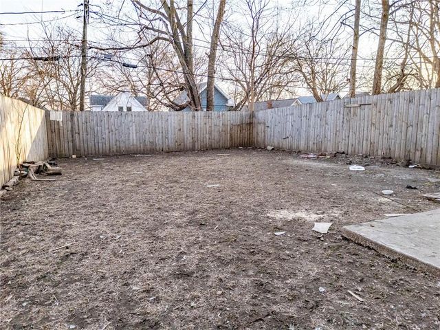 4003 Saint John Avenue, Kansas City, MO 64123