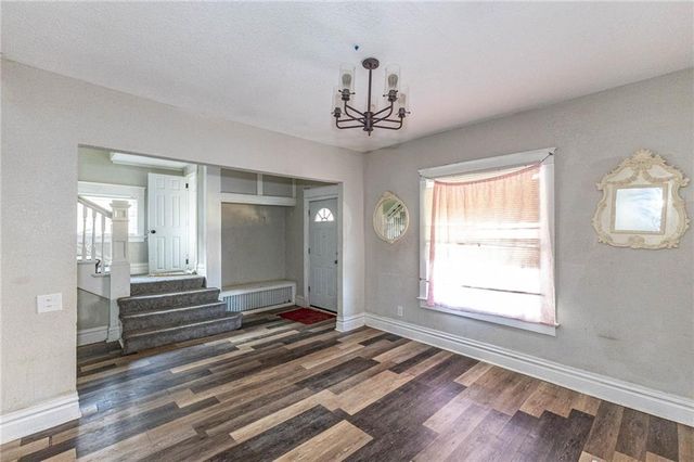 4003 Saint John Avenue, Kansas City, MO 64123