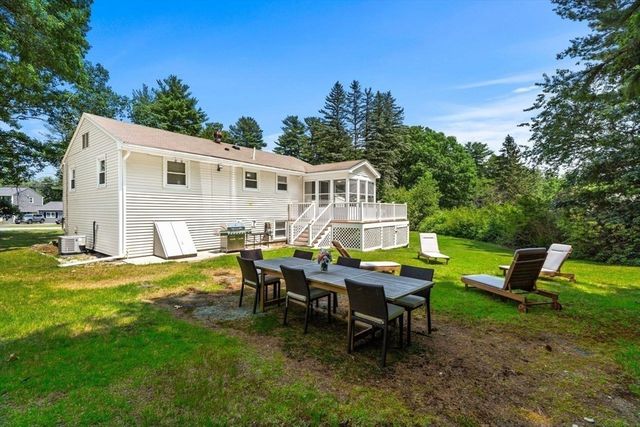 15 Weathervane Road, Billerica, MA 01821