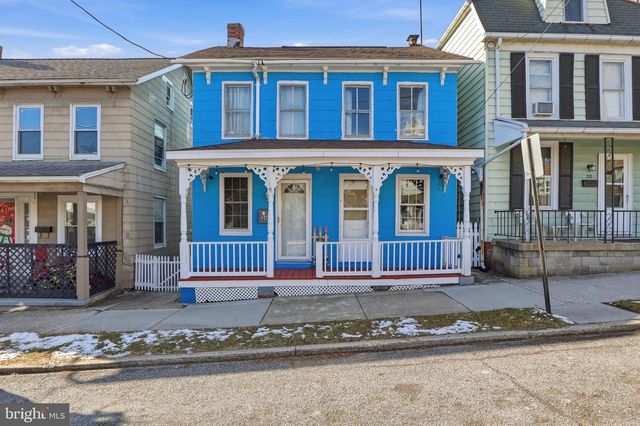 26 S EAST ST, Spring Grove, PA 17362