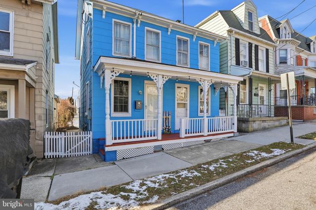 26 S EAST ST, Spring Grove, PA 17362