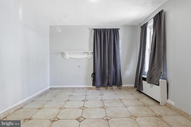 26 S EAST ST, Spring Grove, PA 17362