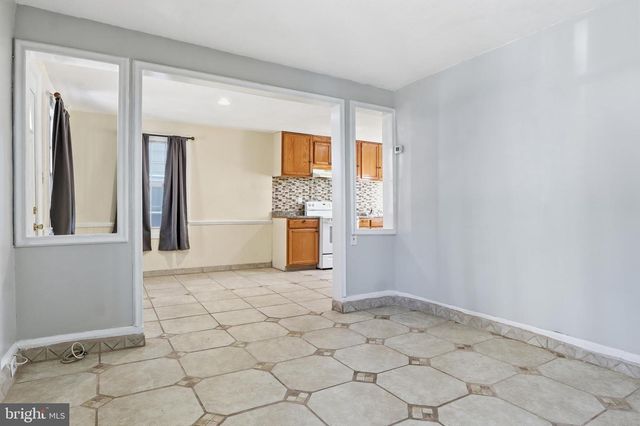 26 S EAST ST, Spring Grove, PA 17362