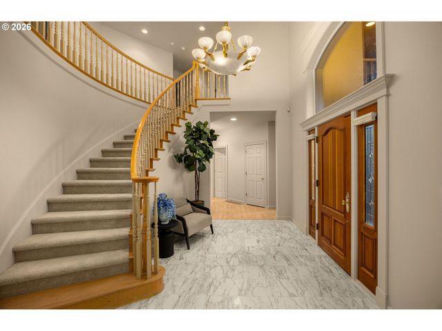 3319 Nw SPENCER St, Portland, OR 97229