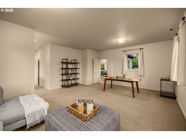3319 Nw SPENCER St, Portland, OR 97229