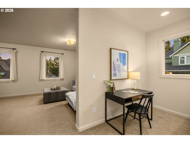 3319 Nw SPENCER St, Portland, OR 97229