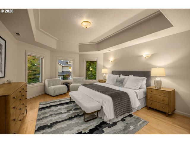 3319 Nw SPENCER St, Portland, OR 97229
