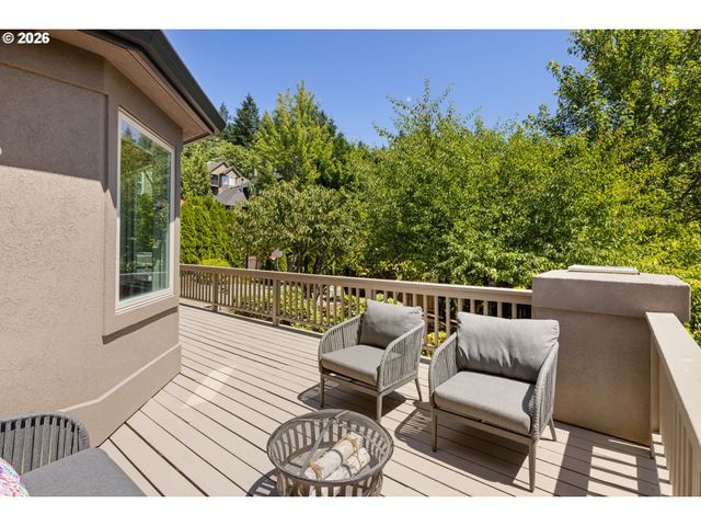 3319 Nw SPENCER St, Portland, OR 97229