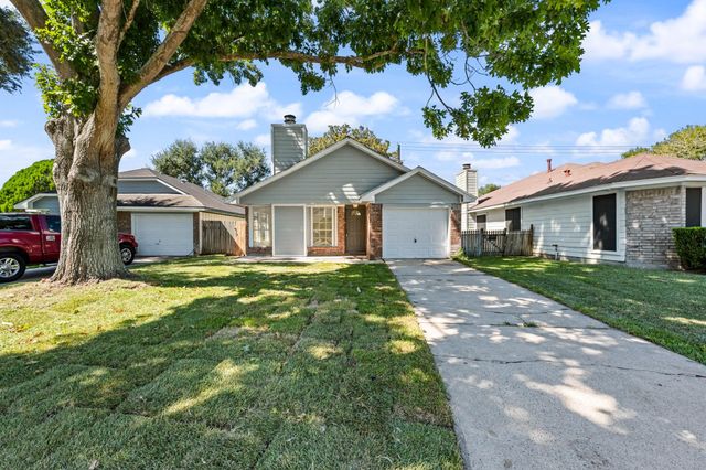 1816 Spruce Drive, Rosenberg, TX 77471
