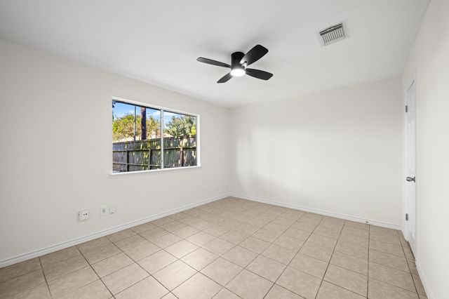 1816 Spruce Drive, Rosenberg, TX 77471
