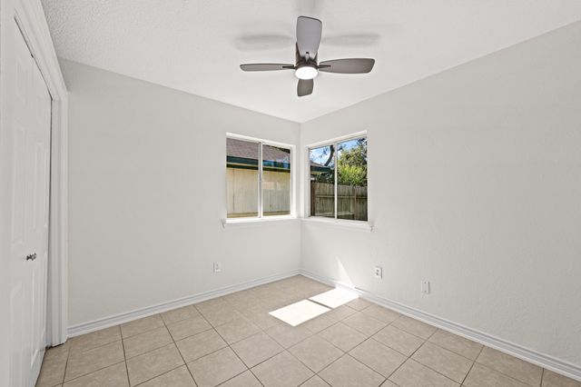 1816 Spruce Drive, Rosenberg, TX 77471