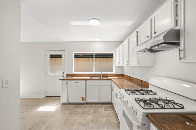1816 Spruce Drive, Rosenberg, TX 77471