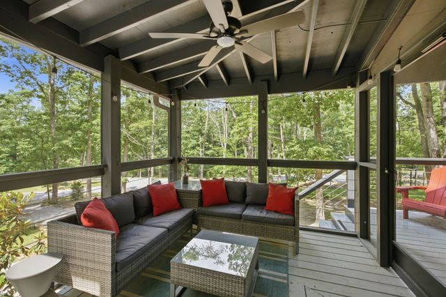58 Waters Edge Way, Tracy City, TN 37387