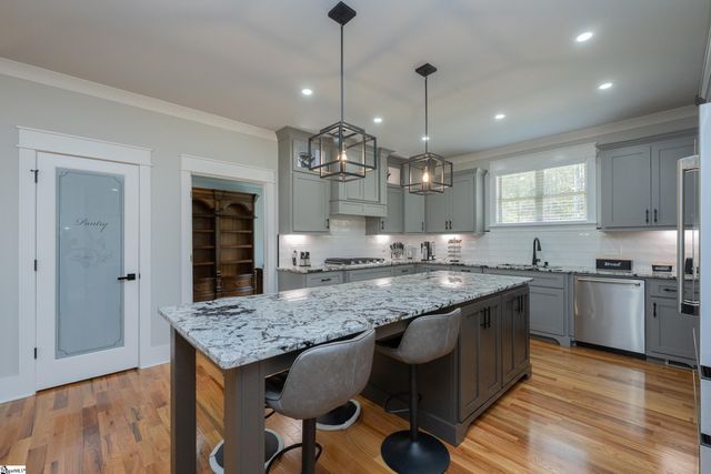 225 Rocky Ridge Road, Enoree, SC 29335
