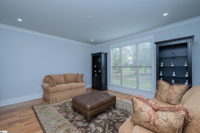 225 Rocky Ridge Road, Enoree, SC 29335