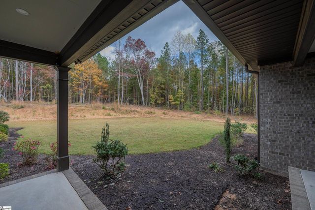 225 Rocky Ridge Road, Enoree, SC 29335