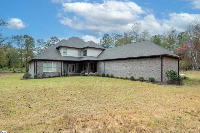225 Rocky Ridge Road, Enoree, SC 29335
