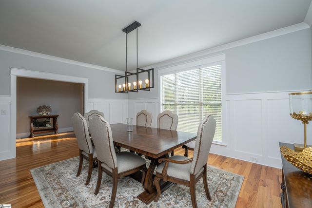 225 Rocky Ridge Road, Enoree, SC 29335