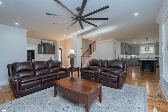 225 Rocky Ridge Road, Enoree, SC 29335