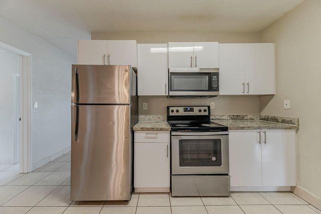 1251 NW 56th Ave, Lauderhill, FL 33313