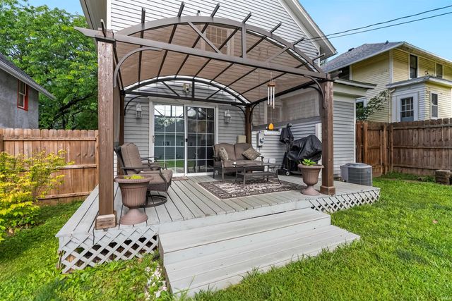 2907 Shawnee Drive, Fort Wayne, IN 46807