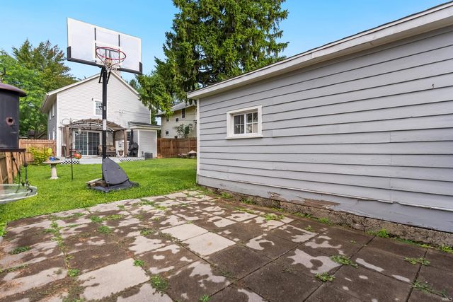2907 Shawnee Drive, Fort Wayne, IN 46807