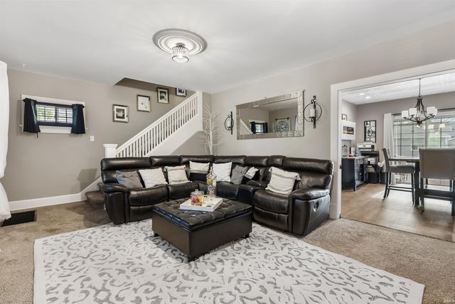2907 Shawnee Drive, Fort Wayne, IN 46807