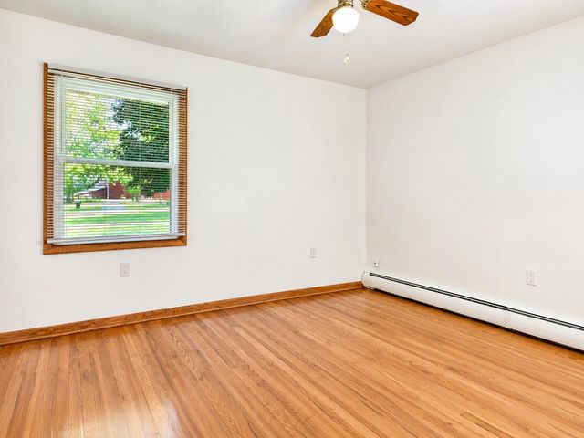 18100 English Road, Manchester, MI 48158