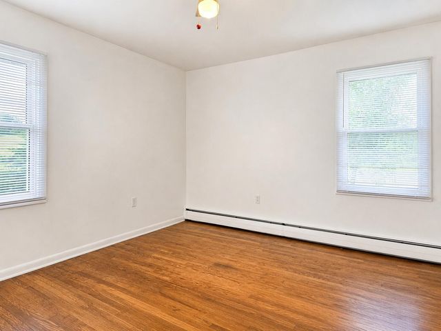 18100 English Road, Manchester, MI 48158