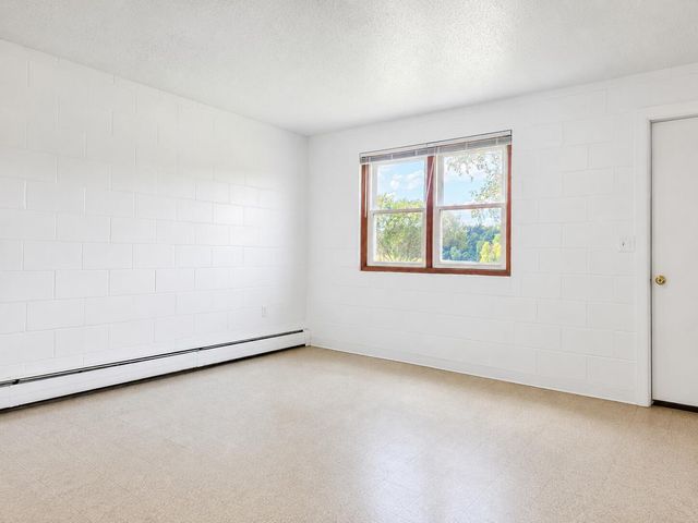 18100 English Road, Manchester, MI 48158