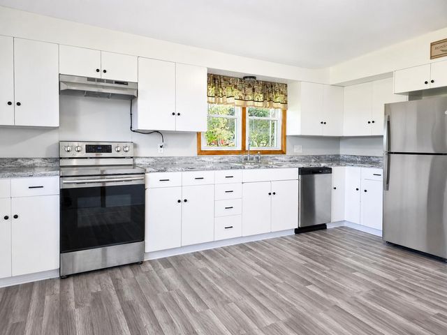 18100 English Road, Manchester, MI 48158